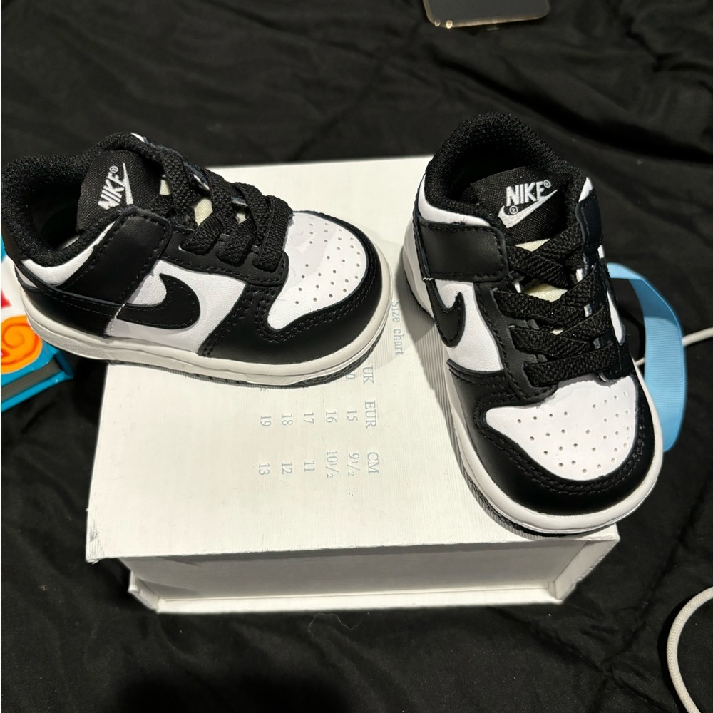 Low top dunks 3c